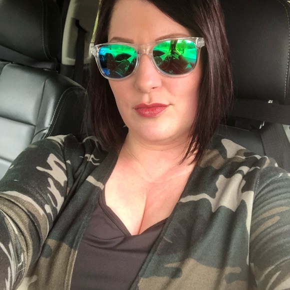 hollz513